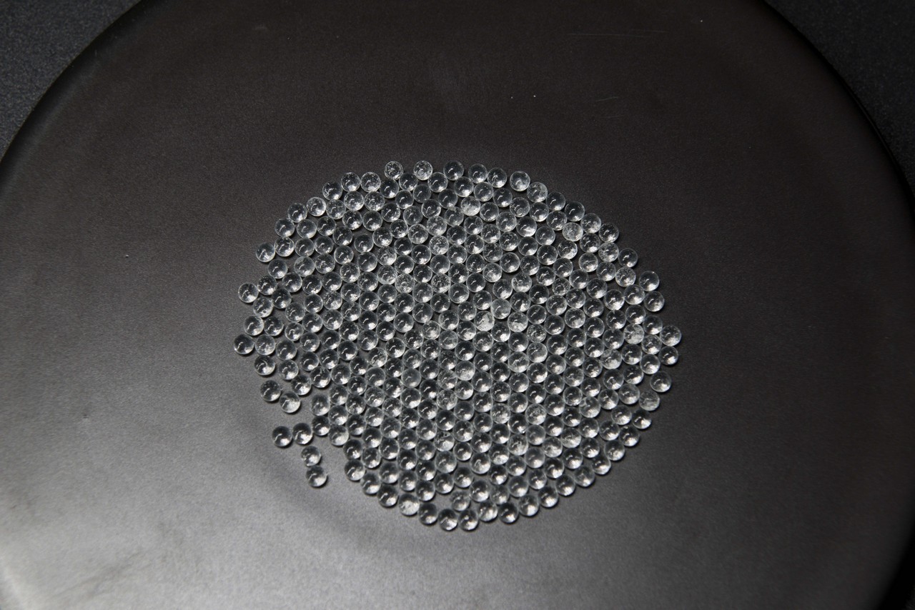 替代平衡块减震防抖动用玻璃珠2.5-2.9mm 轮胎平衡珠 自平衡珠